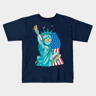 4th Of July, Statue of Liberty With U.S Flag and A lovely little Cat For National Pizza Day 2023 Kids T-Shirt